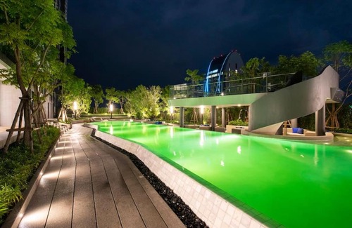 Bang Phlat Apartment | NEW*Luxury 2BR Apartment Riverview-Netflix-MRT*3TV