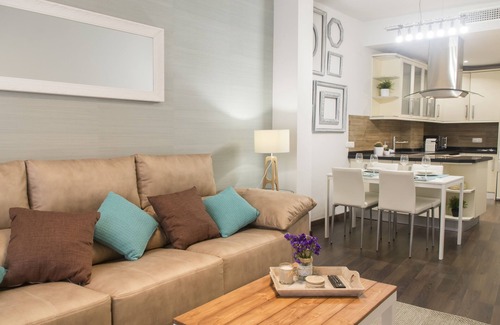 La Goleta Apartment | NEW! LUXURY CITY CENTER 2 BEDROOMS + FREE WIFI & PRIVATE PATIO/TERRACE