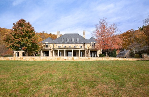 Cobham House | NEW Luxury Estate in the heart of Virginia’s Monticello Wine Trail