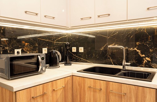Salakos House | New - Luxury Getaway with Jacuzzi Platanos House - Salakos