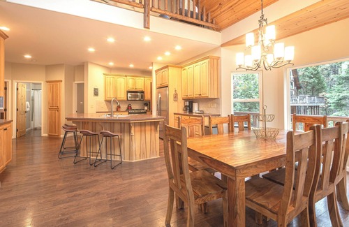 Arnold House | New! Luxury home in Arnold: Views, Hot Tub, + Pets OK