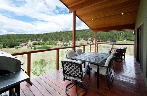 Durango - Purgatory House | New Luxury Home on 1 Acre - Close to Downtown - Awesome Deck and Views