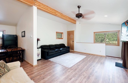 Durango - Purgatory House | New Luxury Home on 1 Acre - Close to Downtown - Awesome Deck and Views