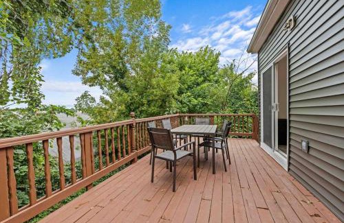 Janesville Villa | New Luxury House in the Heart of Janesville