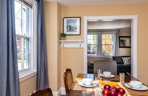 Bryn Mawr House | ✪ NEW-Luxury: Mainline Train, Colleges, Hospital ✪