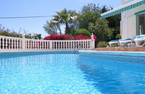 Telheiro Villa | *NEW Luxury Private Villa - Heated Pool - WiFi - BBQ - Sea Views