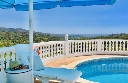 Telheiro Villa | *NEW Luxury Private Villa - Heated Pool - WiFi - BBQ - Sea Views