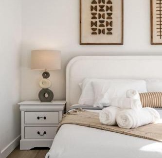Springbank Hill House | New Luxury Rated Aspen Home, Incl. Free Banff Pass