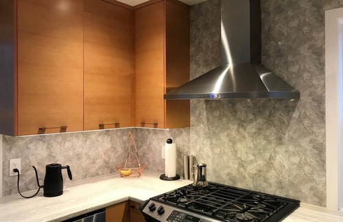 Central Okanagan Apartment | New main floor apartment, Prime Heritage location near Hospital/Downtown Kelowna