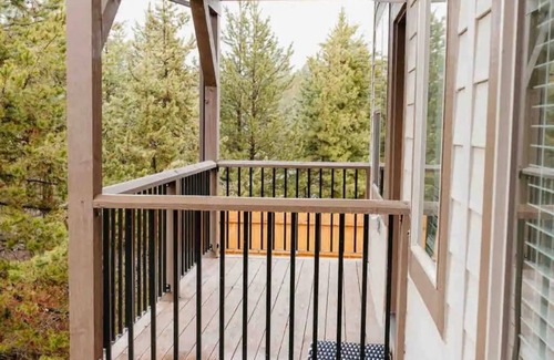 McCall House | New McCall Townhome 3 bedroom 3 bathroom