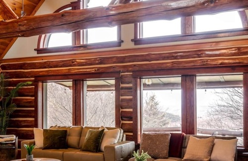 Millerton House | NEW! Meadow Ridge, Premier Retreat with Lake View!