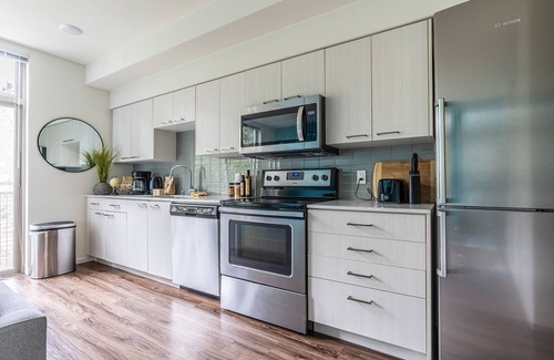 Mercer Island Apartment | NEW! Mercer Island 1 BR 4| FastWifi&Gym