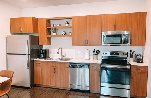Traverse City Condo | New Mgmt~ Trailside Condo- Downtown Traverse City!