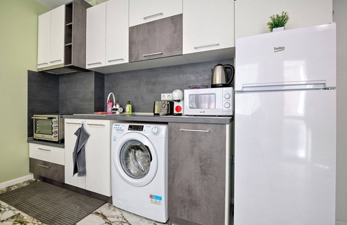 Hristo Botev Apartment | New Modern 1 bedroom with private parking