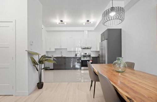 La Petite-Patrie Apartment | New Modern 2bdr Apartment in Little Italy Unit 202