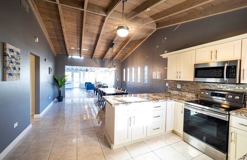 Key Colony Beach House | *New Modern* 3br/2ba Duplex/37' Dock/Cabana/Kayaks/Bikes