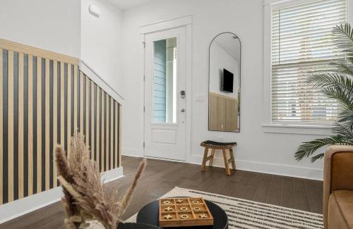 Panama City Beach Villa | NEW! Modern Beach House, Free Golf Cart Included!