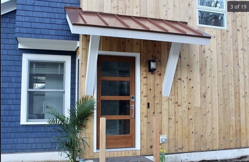 New Fairfield House | New Modern Candlewood Lake House Retreat-Getaway