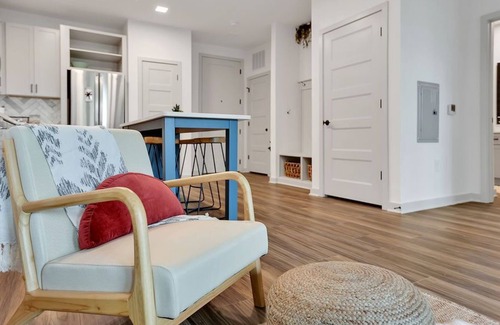 Wilmington Apartment | New! Modern Coastal Retreat~ Pool, Gym, Pets OK