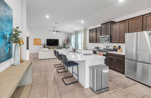 Medina Valley House | NEW! Modern Comfort - San Antonio Retreat