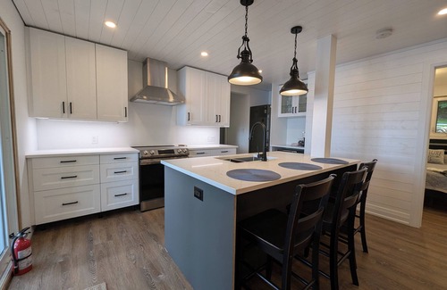 Wollaston Cottage | New Modern Cottage on Wollaston Lake- 4 season