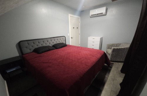 Shelbyville Apartment | New modern garage apartment above Farmhouse - Close to Casino and Gun Lake