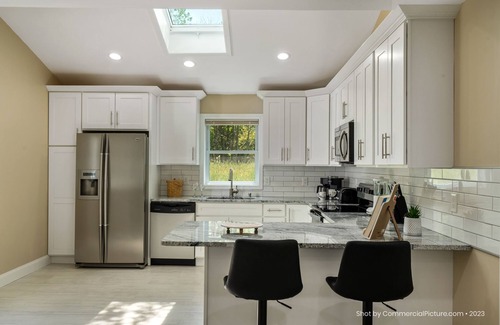 Mount Pocahontas House | NEW Modern Home in the heart of Poconos Fireplace