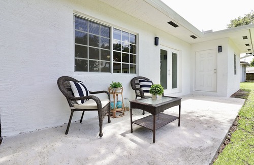 Miami Gardens House | “NEW” MODERN HOUSE FOR YOUR GETAWAY