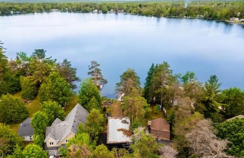 Washago House | New Modern Lakefront Retreat - Casa Del Capo