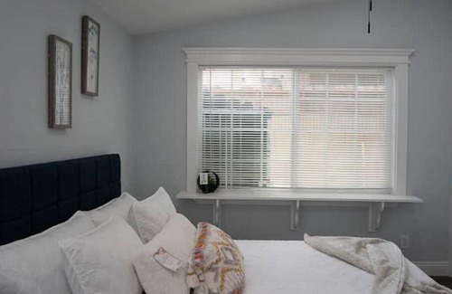 Southwest Anaheim House | NEW! Modern Luxury 12 min to Disney 3 Br Home!