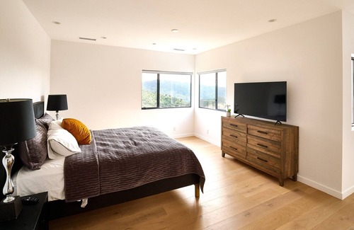 Malibu House | New Modern Malibu Home