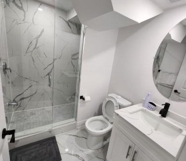 Alcona House | New Modern room in Innisfil