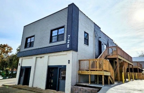 Maryville Apartment | New Modern Studio in Maryville (Unit 105)