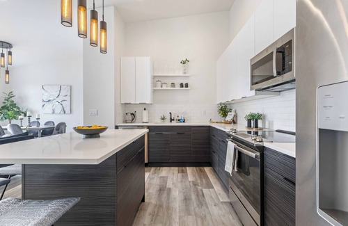 Coeur d'Alene House | New Modern Townhome- downtown CDA-minutes to waterfront, restaurants, and shops!