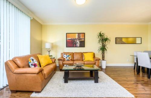 Florida Central Atlantic Coast Apartment | New Modern Townhome, Near The Parks - 4030