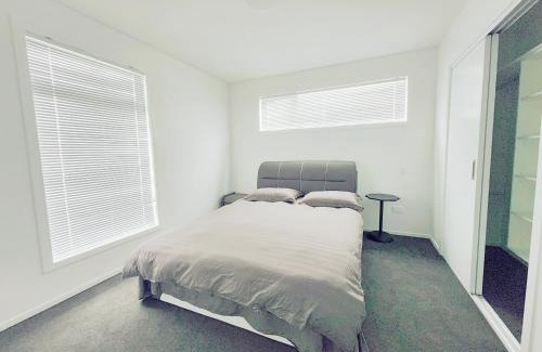 Saint Kilda Apartment | New Modern Townhouse Near Town& Beach