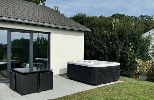 Schwanbeck House | NEW! Modern vacation home Schwanbeck with whirlpool option