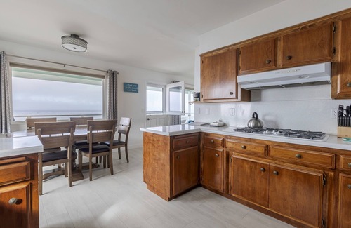 San Simeon House | New Moonstone Beachfront Escape