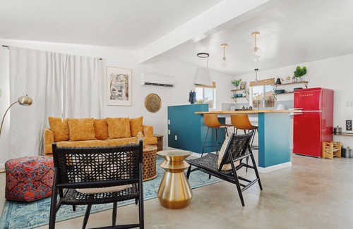 Joshua Tree House | New Moroccan Escape | Fire Pit | Yoga | Dogs