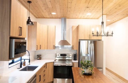 Island Park Apartment | NEW Mountain Modern Cabin (Unit 1)