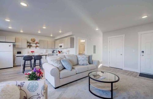 Bozeman Condo | NEW Mountain Views | Hot Springs | Truck Stop