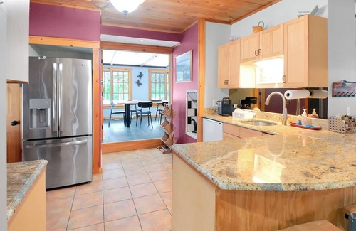 Mount Holly House | *NEW*Mt. Holly Haven Firepit/HotTubs/Gameroom/PETS