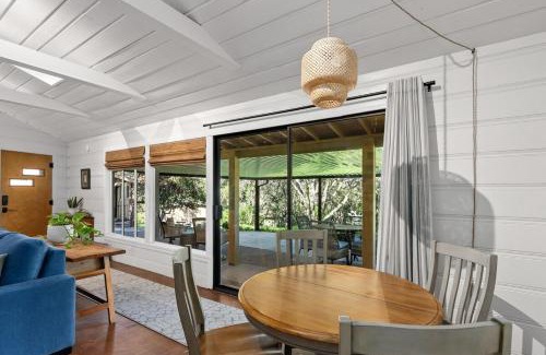 Bennett Valley House | New Oak Haven Dog-Friendly big yard Hwy12 & 101