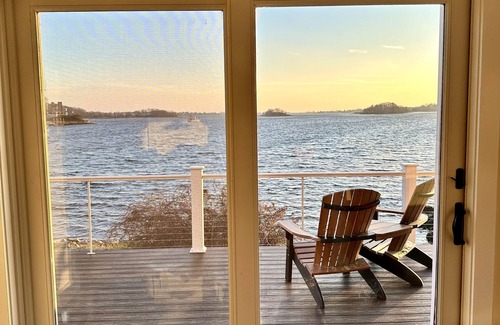 Narragansett House | NEW OCEAN WATERFRONT HOME With Private Dock and Cabin, SPECTACULAR VIEWS!