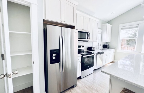 Corolla Light Condo | *New* Oceanside Corolla Condo, Pool, No Stairs