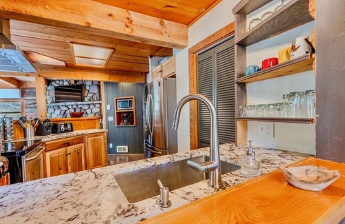 Crested Butte Cabin | NEW Oh-Be-Joyful Ranch! Private cabin w hot tub & huge stone fireplace!