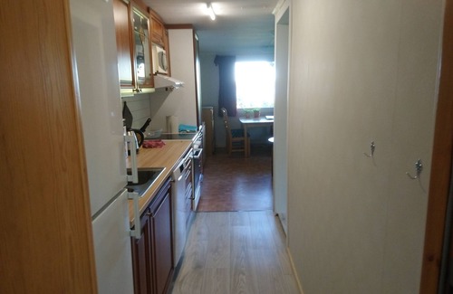 Grabo House | New on HomeAway! Cozy lake cabin, boat and free WiFi