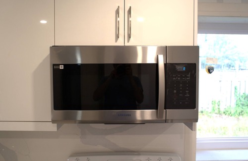 York University Heights Apartment | New one bedroom apartment in main floor