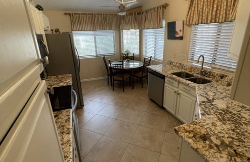 San Tan Valley House | NEW Opening NOW! 3 HEATED Pools Spa's GOLF Palms Mtns & Sunsets.Welcome!