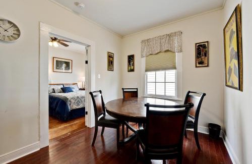 Lower Garden District Apartment | New Orleans Cottage